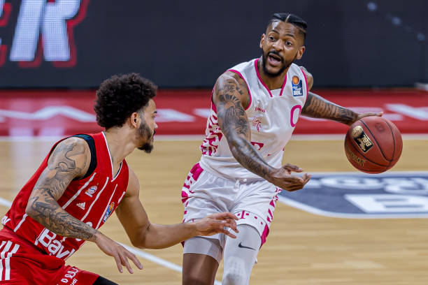 而是全方位 而是全方位